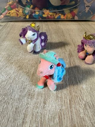 Lotto 3 cavallini flocked vintage con corone