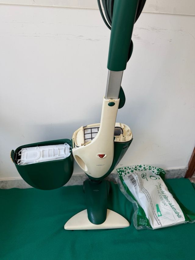 Folletto Vorwerk VK135 accetto permute