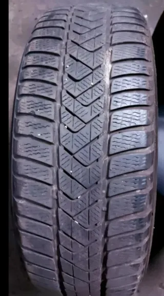 Neumático 225/55 R17 87H