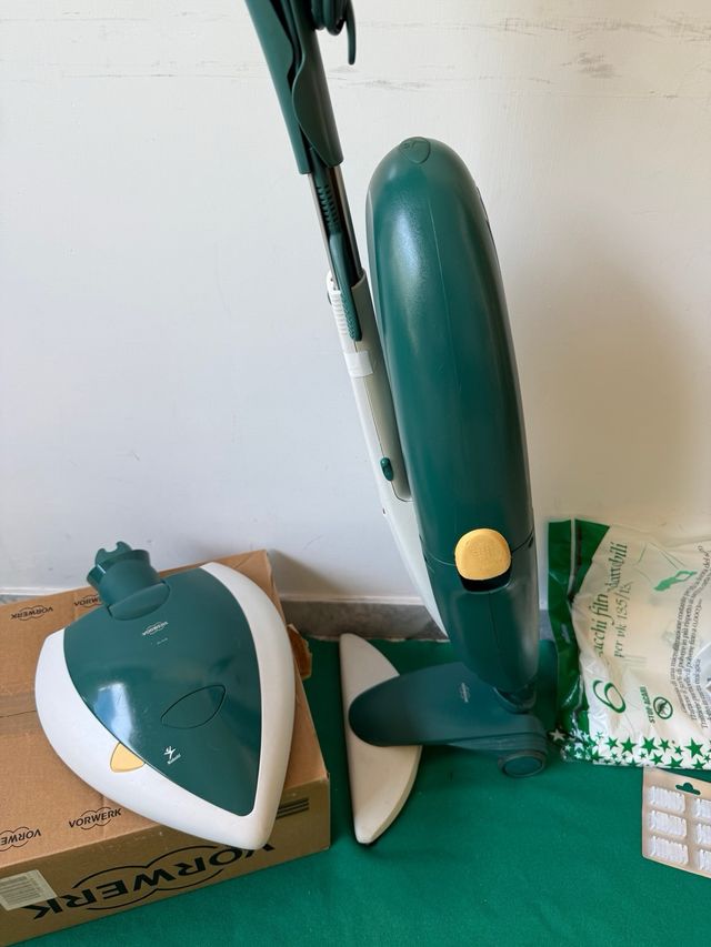 Vorwerk Folletto aspirapolvere vk136 + lucidatrice