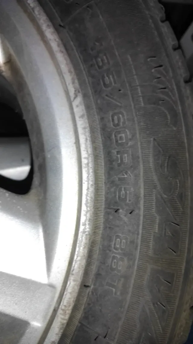 Neumáticos y llantas