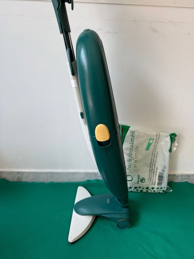 Vorwerk Folletto VK 136 aspirapolvere
