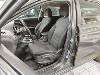 Hyundai i30 1.0 TGDI 48V Tecno 88 kW (120 CV)