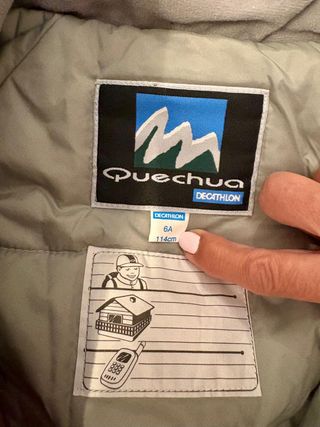 Mono de esquí Quechua 6 años + guantes