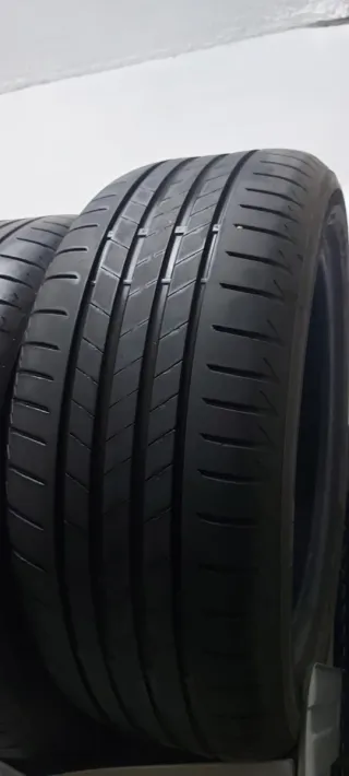 Neumático 225/50 R18 99W