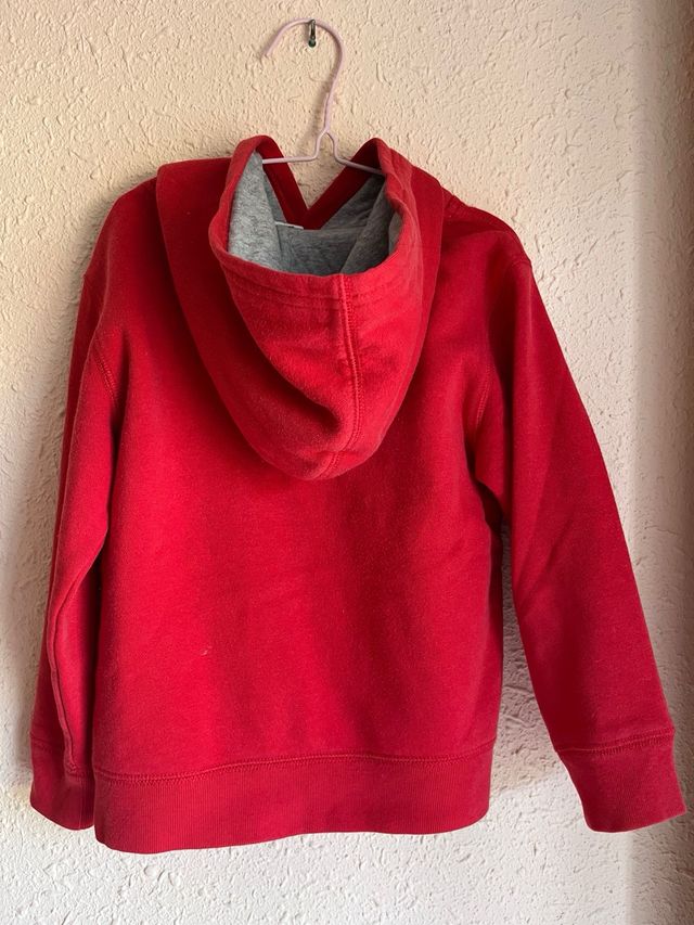 Buzo GAP Rojo Talla 5 Años