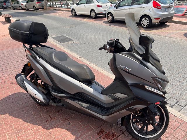 Daelim XQ1 125cc Scooter