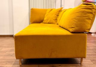 Divano 3 posti giallo senape velluto