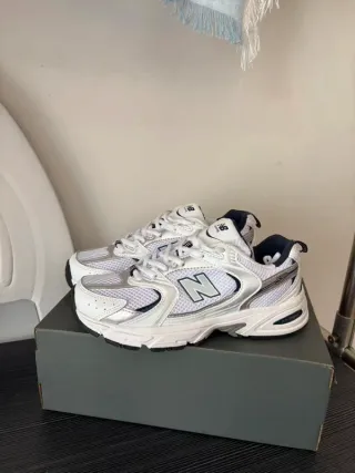 New Balance 530 Blanco Plata Marino Talla 40.5