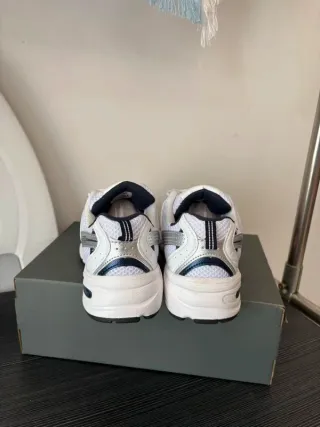 New Balance 530 Blanco Plata Marino Talla 40.5