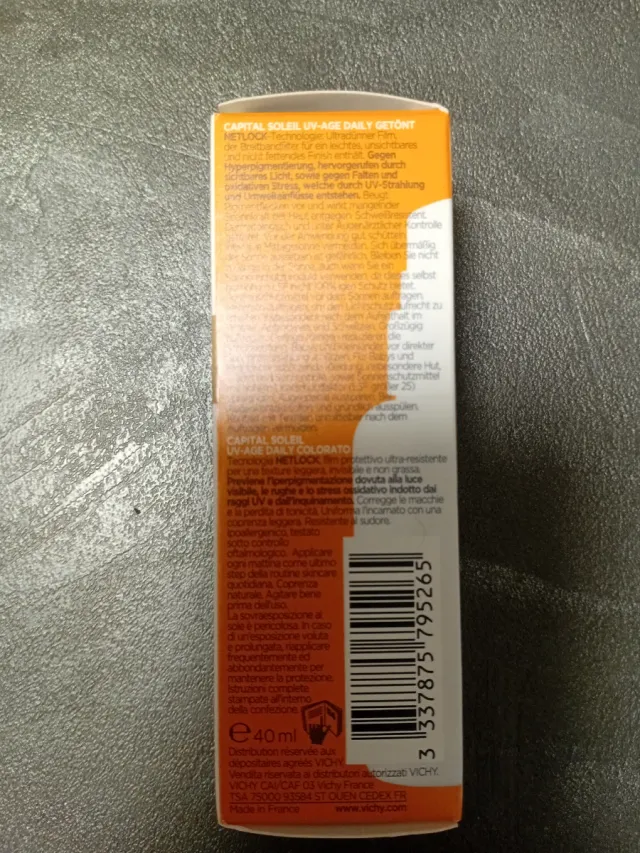 Vichy Capital Soleil UV-Age Daily SPF50+