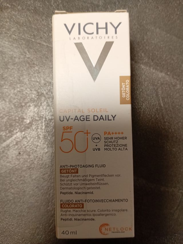 Vichy Capital Soleil UV-Age Daily SPF50+