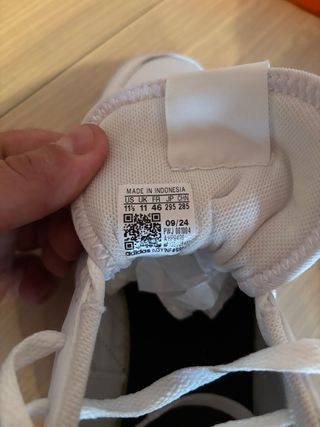 Zapatillas Adidas Hombre Blancas y Negras