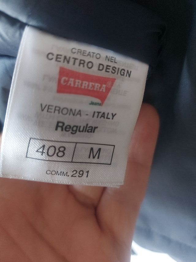 Giubbotto blu scuro con cappuccio