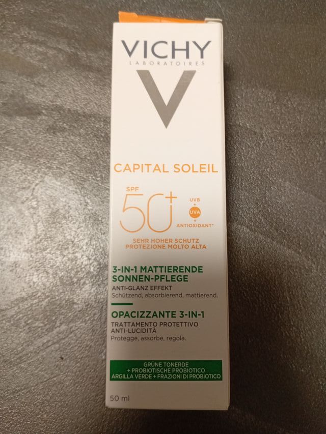 Vichy Capital Soleil SPF 50 Mattifying 3-in-1