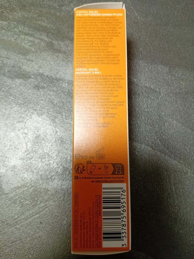 Vichy Capital Soleil SPF 50 Mattifying 3-in-1