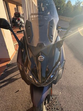 Maxsym 508 TL con schienale Shad