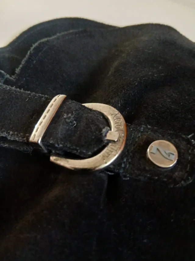 Stivali Nero Giardini n.36 neri in camoscio