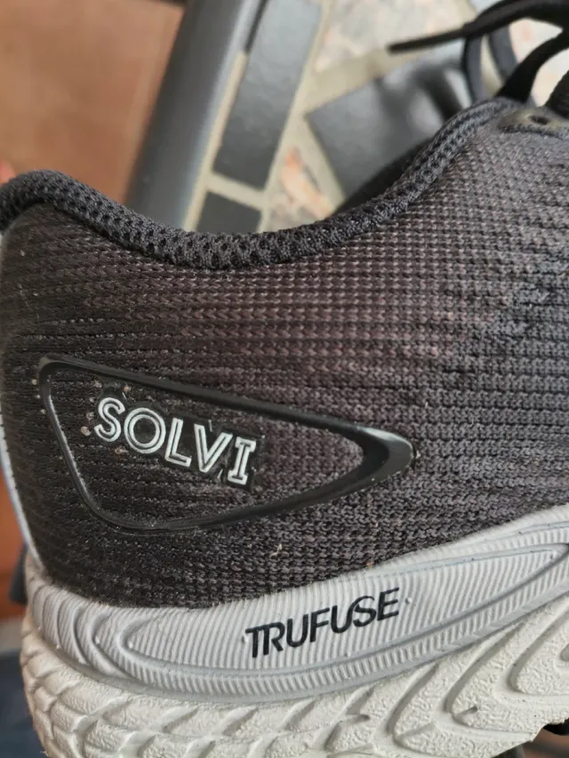 New Balance Solvi Trufuse Scarpe unisex  Nere/Grig