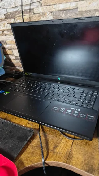 Acer Nitro V15 i5 16GB RAM 512GB SSD