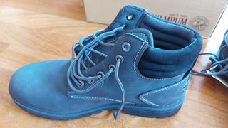 Stivali Wampum grigi tg 44 mai usati