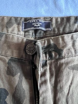 Pantalón Zara Camuflaje Marrón y Verde