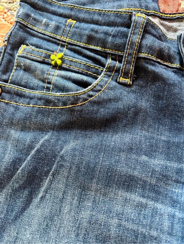 Conjunto vaquero y jersey punto