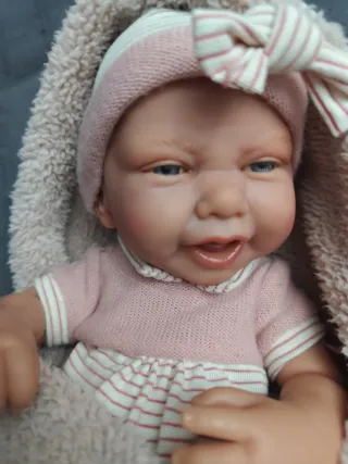 Bebé Reborn Realista Silicona Chica