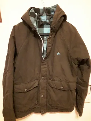 Abrigo Quiksilver reversible cuadros