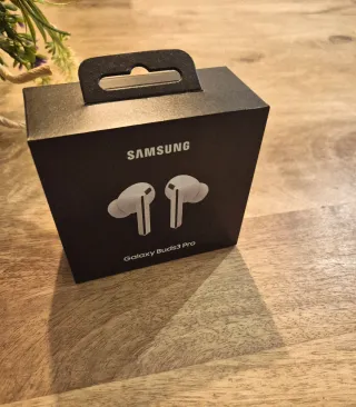 Samsung Galaxy Buds 3 Pro Blancos