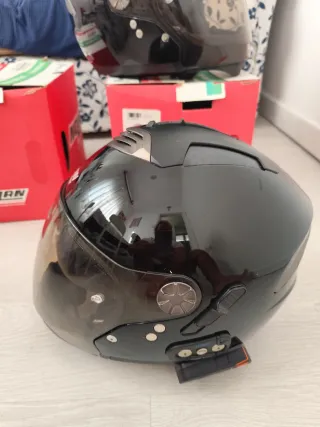 Casco Nolan nero con visiera