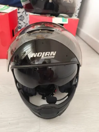 Casco Nolan nero con visiera