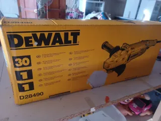 Radial DeWalt D28490