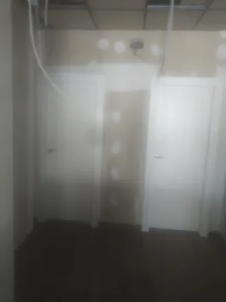 Puerta interior blanca moderna