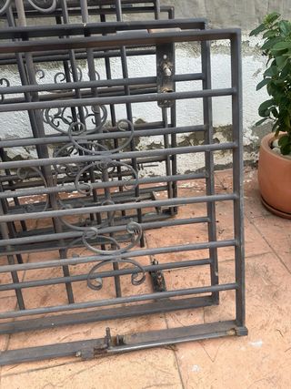 Rejas de hierro macizo para ventanas y puertas