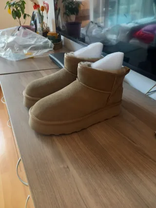 Botas UGG
50€ mas barato qur en la tienda