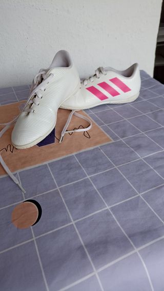 Zapatillas futbol sala, Adidas, talla 33