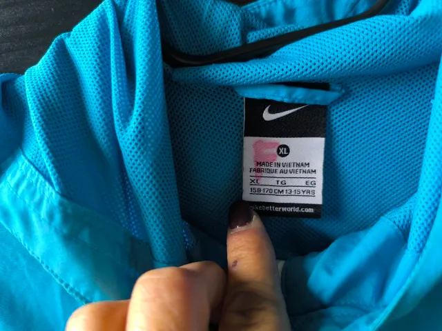 Pack de 2 camisetas y una chaqueta