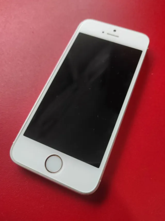 iPhone SE 0682 oro rosa