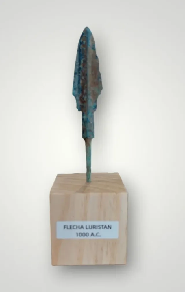 Punta de flecha grande– Cultura Luristán (COA)