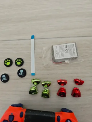 Mando PS4 Naranja + Accesorios