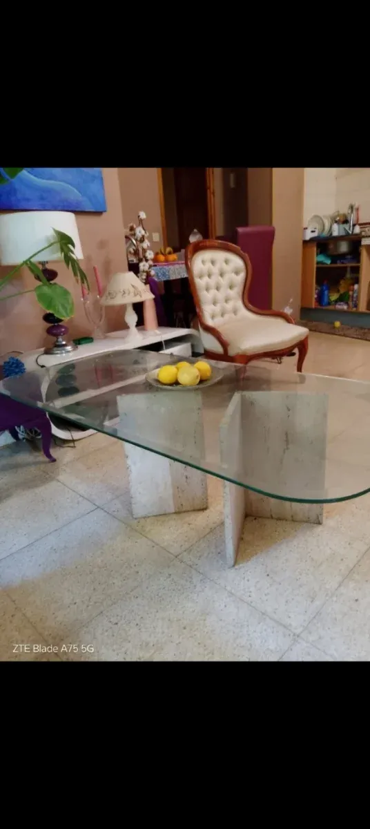 Mesa centro cristal y mármol beige