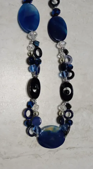 Collana bigiotteria blu e argento