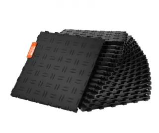 50 Baldosas PVC Garaje Terraza Negro marca Vevor.