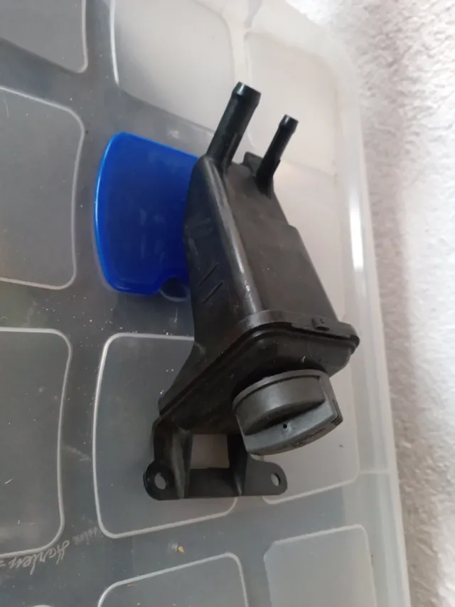 Depósito Servodirección Audi A4 B7