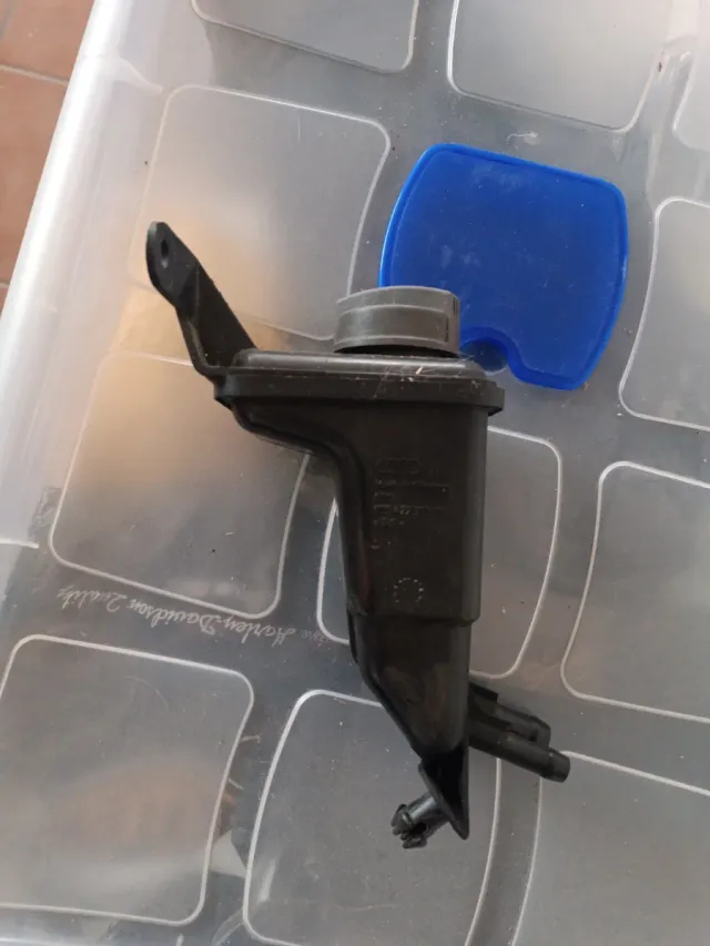 Depósito Servodirección Audi A4 B7