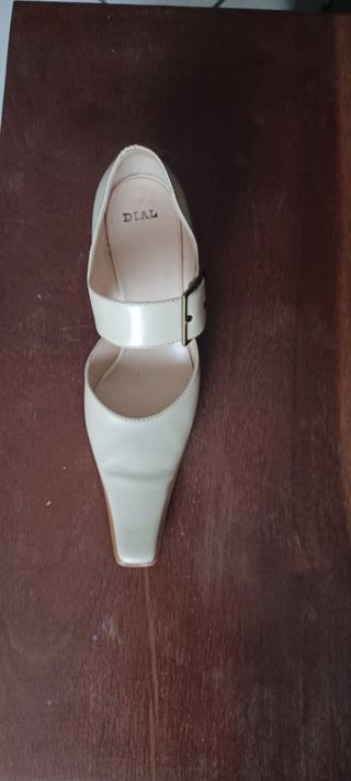 Scarpe Dial beige n.39.5 in pelle