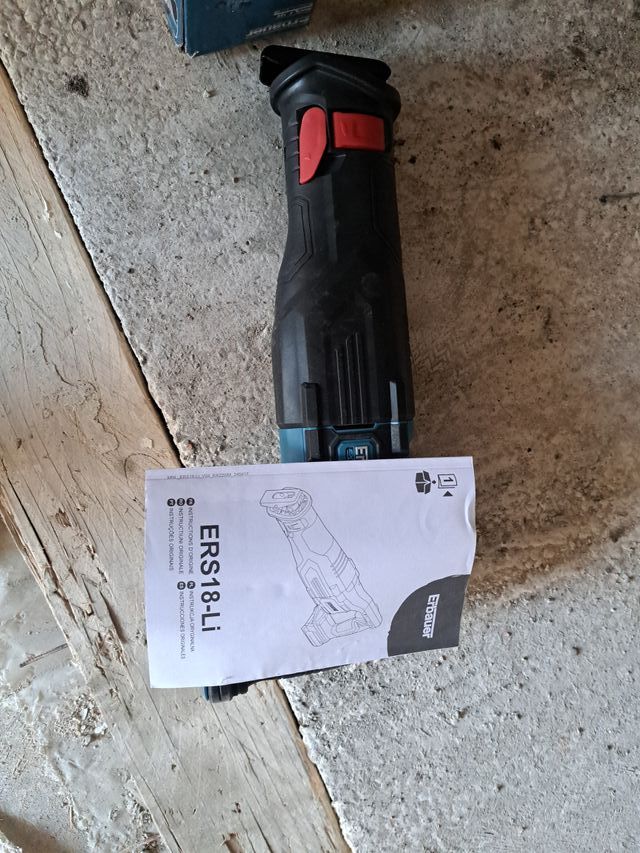 Sierra Recíproca Erbauer 18V Brushless