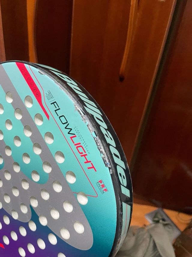 Pala pádel Bullpadel Flowlight CTR/BAL/POW