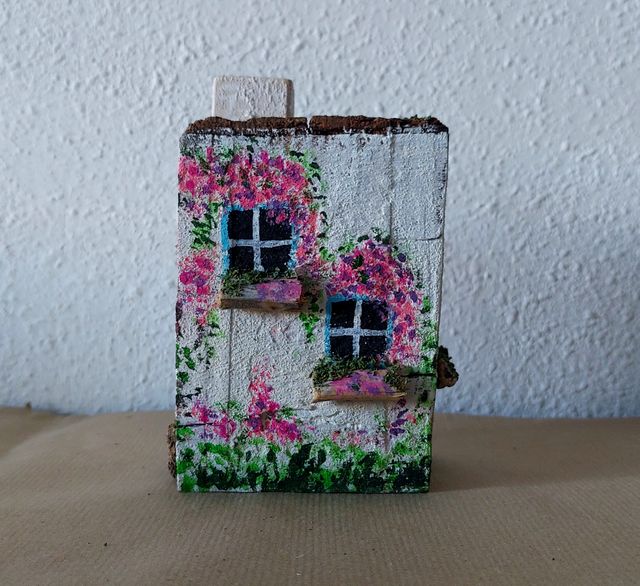 Mini casa magica fatta a mano